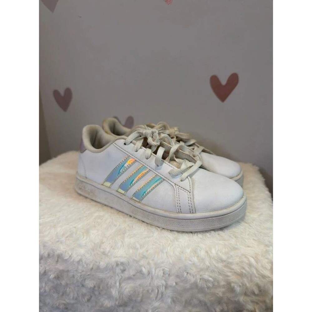 Kids adidas sneakers 2